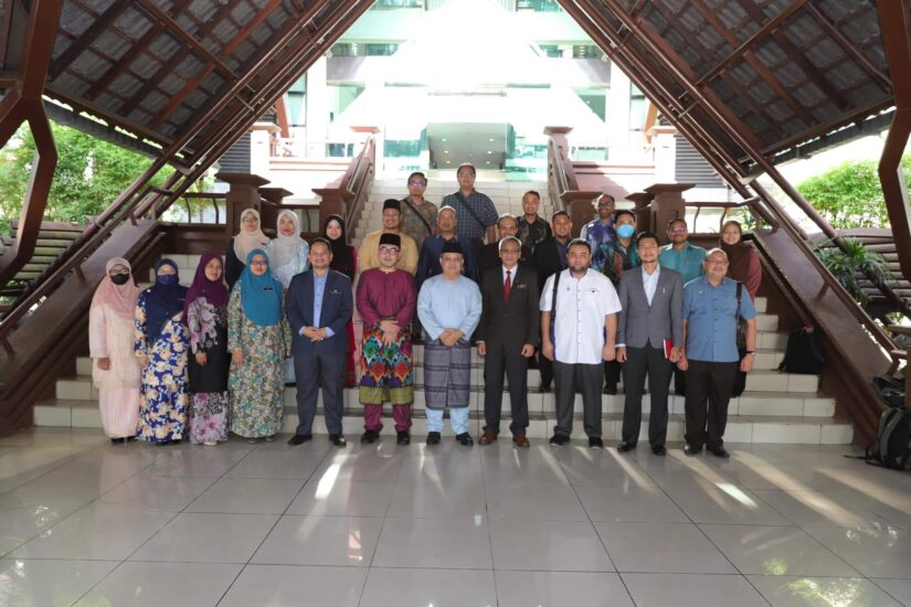 KUNJUNGAN HORMAT PEJABAT TANAH DAN GALIAN PULAU PINANG KE PEJABAT TANAH DAN GALIAN NEGERI JOHOR