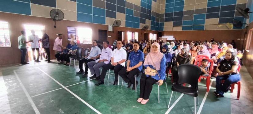Penyerahan Borang J1 Generasi ke-2 Felda Layang-Layang