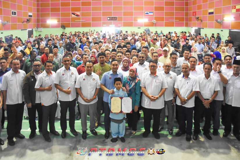 Majlis Penyerahan Hakmilik Generasi Kedua Felda Tenggaroh 1, Mersing