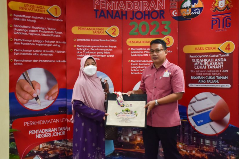 Cenderahati kepada Pembayar Cukai Terawal Tahun 2023